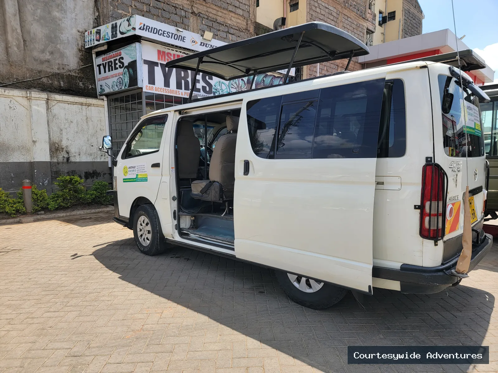 Toyota Hiace Safari Tour Van with Pop Up Roof