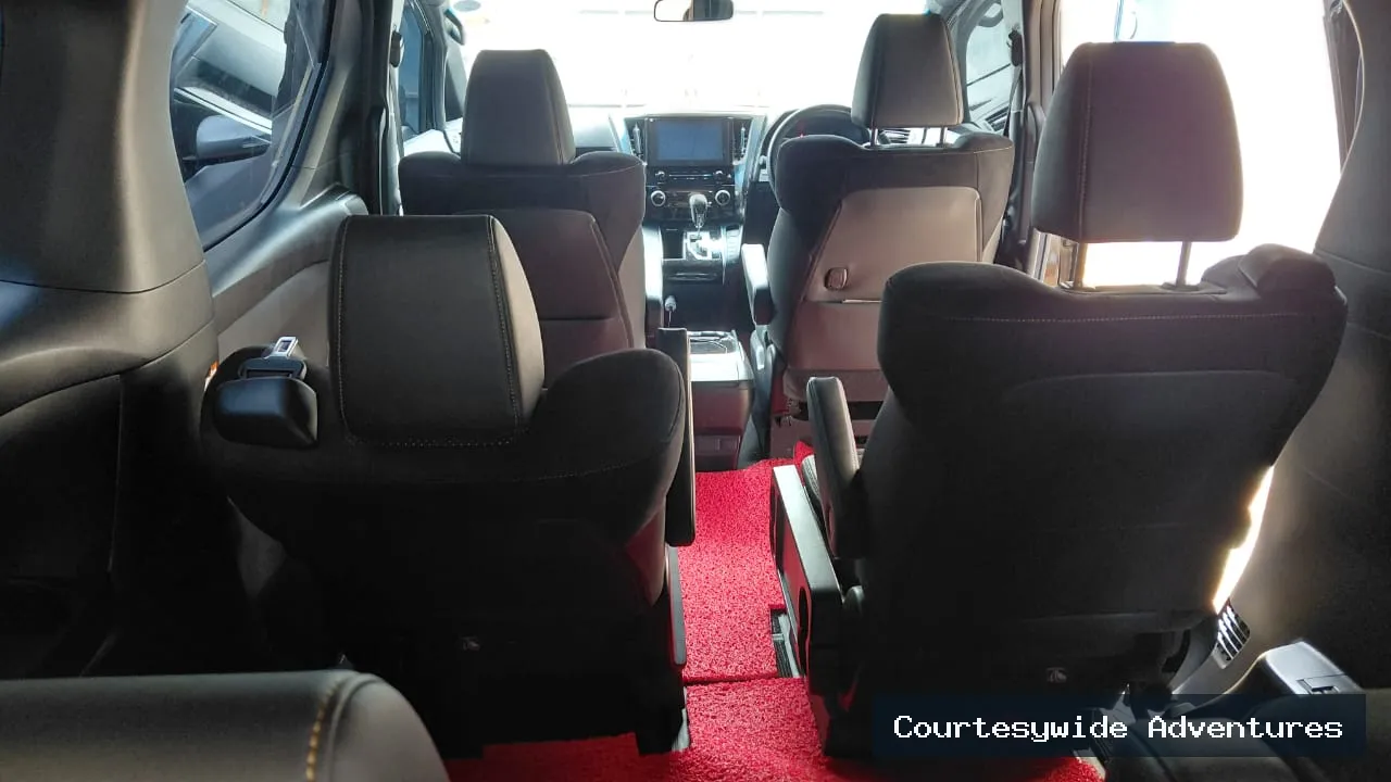 Nissan Serena 7 Seater / Noah / Alphard