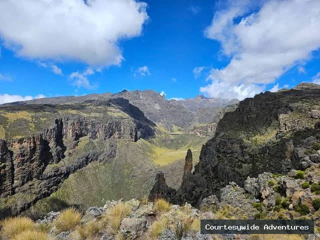 6-Day Sirimon Route with Complete Peak Circuit Trek